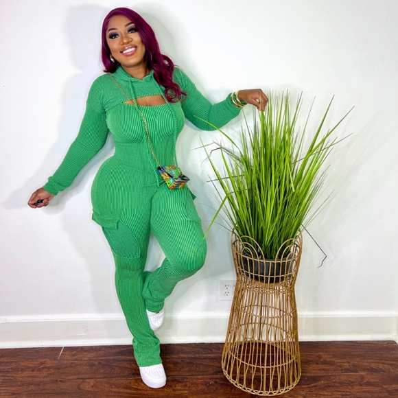 WOMENS GREEN JUMPSUIT - Picture 3 of 6